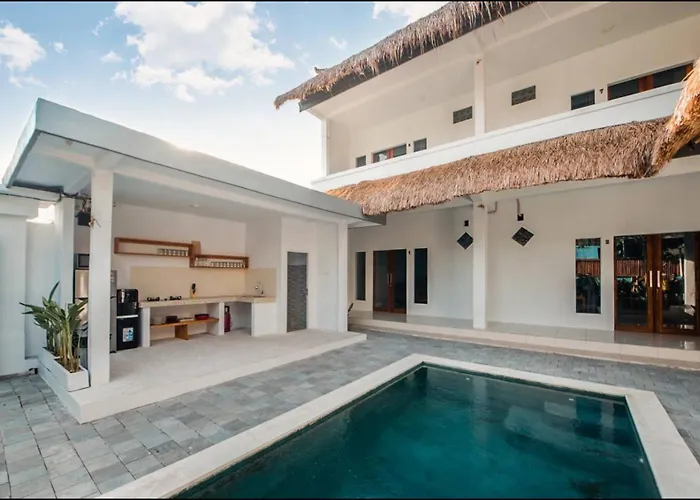 Greek House: W/desk + Shared Pool&kitchen /2 Affittacamere