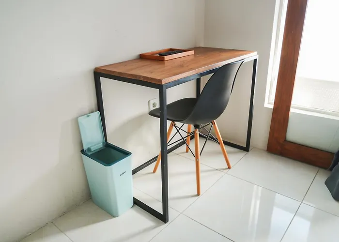 Greek House: W/desk + Shared Pool&kitchen /2 Affittacamere 3*
